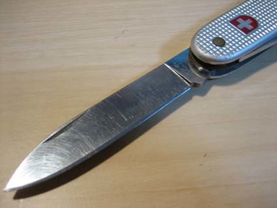 ウェンガー・ソルジャーナイフ（スイス軍制式採用モデル）